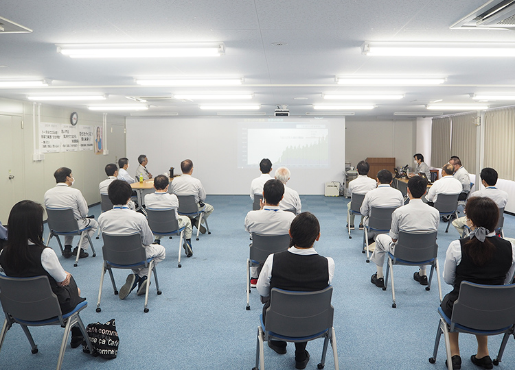 従業員業績説明会 滋賀(本社)